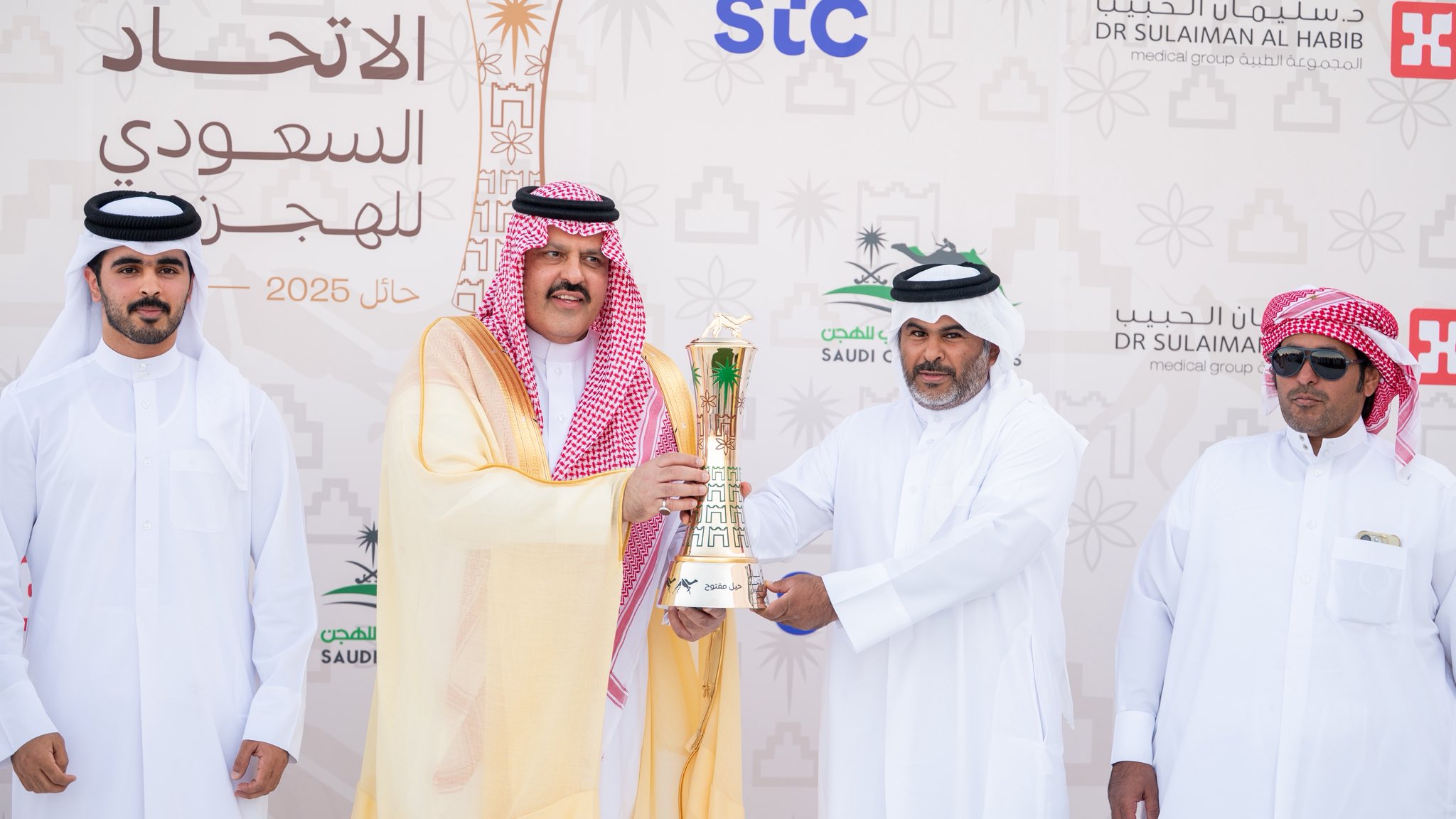 هجن أم الزبار تتوج بكأس الحيل مفتوح في ختام بطولة كأس الإتحاد السعودي